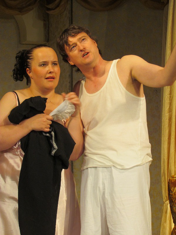 Négy férfi gatyában